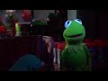 Kermit S Swamp Years Kermit Talks To His Star From The Swamp