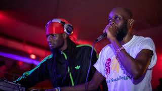 Download lagu MC FULLSTOP X DJ SMARSH - REGGAE BOYZ LIVE JUGGLING @SIGNATURE CLUB (Foundation) mp3