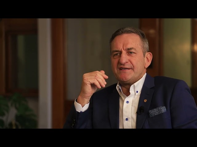 Maison mère, d’hier à aujourd’hui – 8 – (La gestion)