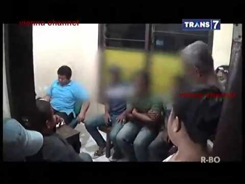 Redaksiana Trans 7 - Dituduh Goda Istri Orang, Tiga Pria Dipukuli Warga - 31 Maret 2015