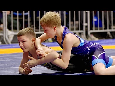 U13 Dominik Horbanych (UKR) vs Olli Kaisla (FIN) 47kg. Greco-roman boys youth wrestling. B-cam-man