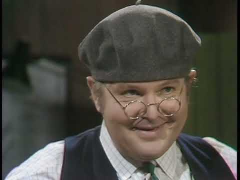 5D)Benny Hill - The Naughty Early Years: Ep 8 (1972 to 1974): Set 2 Vol 2.