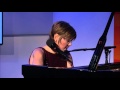 Karrin Allyson: April Come She Will