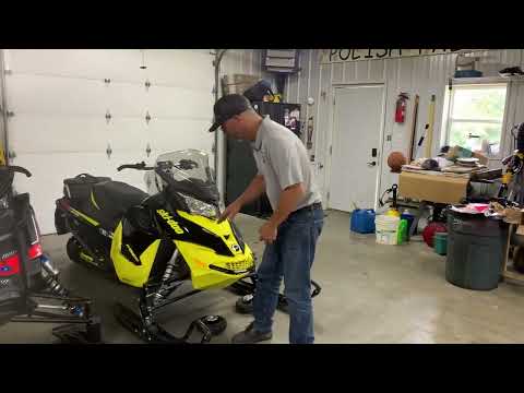 Ez Wheelz Fitment check.  To help find the right wheels for your snowmobile / sled.