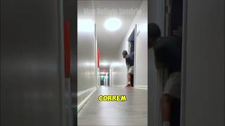 algo vigiava esses dois rapazes #shorts #terror