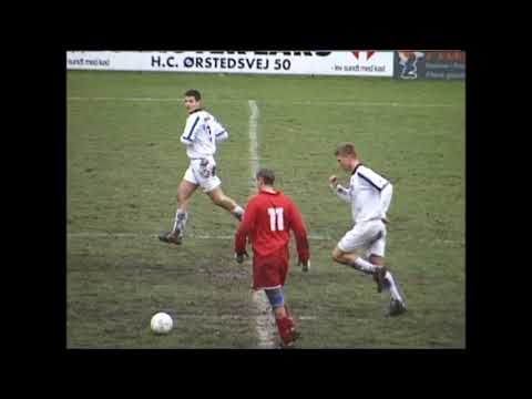 Værløse Boldklub mod Østerbro IF den 3. nov. 2001 på Vanløse stadion