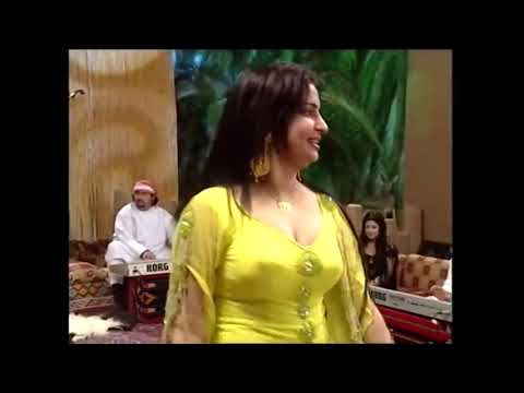 Iraqi dance -ساجده الهجع-sajeda obied - raqs el hacha - kawleeya