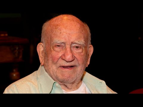 Ed Asner Death Makes Betty White Last of ‘Mary Tyler Moore’ Cast
