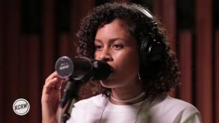 AlunaGeorge performing "I Remember" Live on KCRW