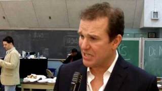 DRAMA DESK AWARD WINNER DOUGLAS HODGE LA CAGE AUX FOLLES video