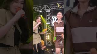 Download lagu Yeni inka fet Nella kharisma Waktuku Kecil Yi production official mp3