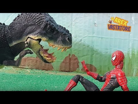 Arex e Vastatore 🦖 Lo scontro con Spiderman 🕷️ [Clip Dinosauri Detective]