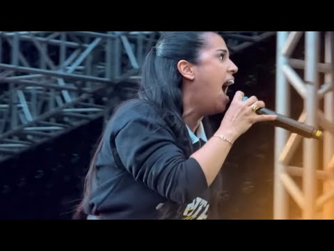 Camila Barros pregando JUNTAS CONFERENCE 2025 #juntasconference #camilabarros #juntas 