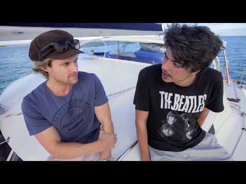 Open Water 3: Cage Dive SLIDESHOW