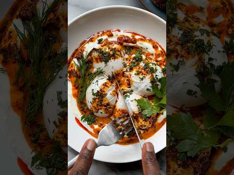 Çilbir: Turkish Eggs, The Best Quick and Easy Breakfast