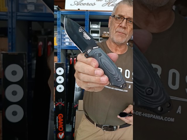 Vídeo relacionado con NDRACHENADER Cuchillo de cuello EDC mini fulltang con 6,9 cm de longitud de hoja y funda de ABS, hoja negra + mango verde