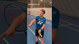 Download lagu Anak ini bisa main badminton dengan raket tali 8, skillnya gila coy mp3