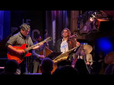 Toni Mora Trio preview thumbnail