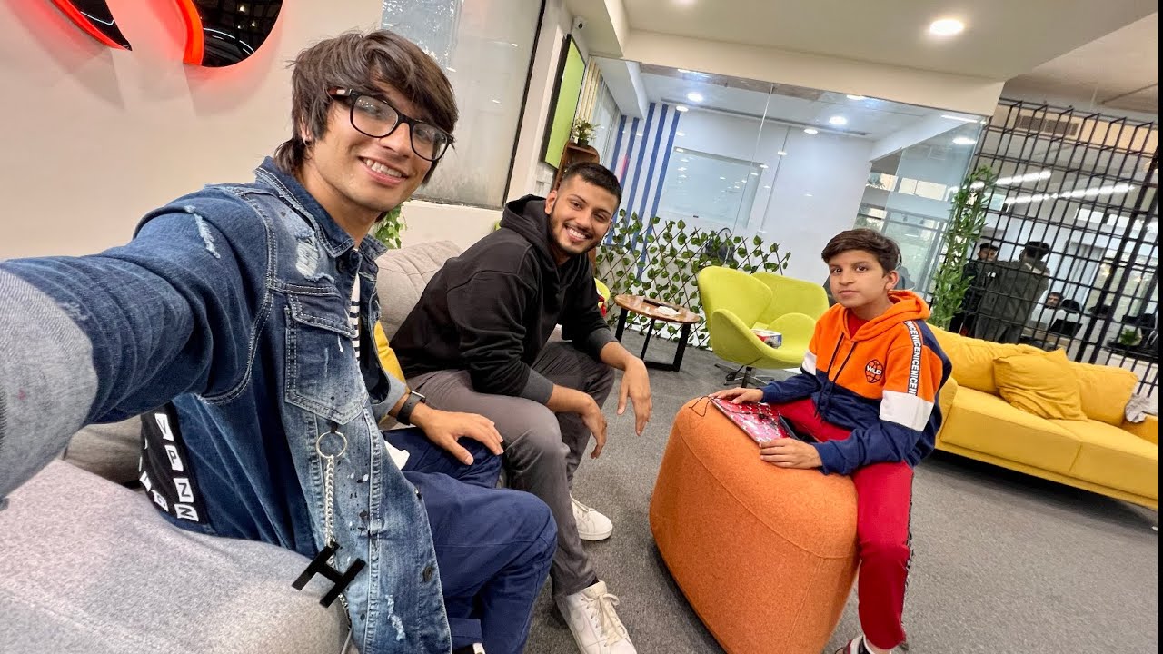 @Tech Burner  Ke Studio Mein Aagye 😍