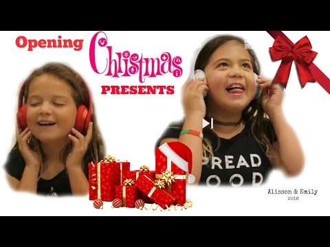 Opening CHRISTMAS PRESENT !!!!!!!! 2016 Video