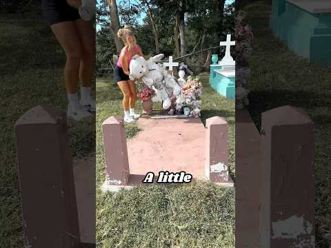 Cleaning a baby’s grave for free 🩷