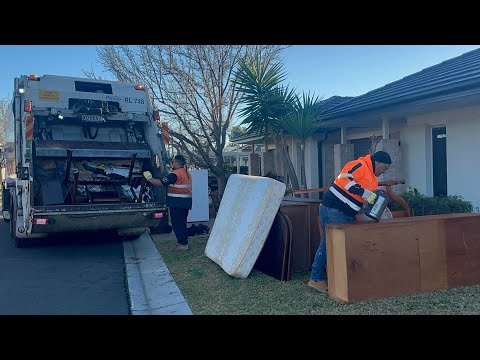 Campbelltown Bulk Waste - Council Clean Up - Packing Out 