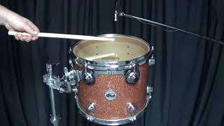Video thumbnail for Remo Emperor vs Evans G2 Clear comparison sound test by Timmy G