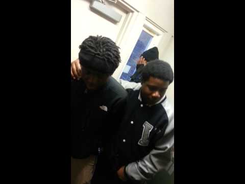 Lil Earth & Lil Ziggy Freestyle -(M.D.B)