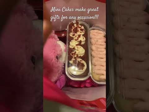 Mini Cakes for the win! #minicakes #homebaker #entrpreneurship