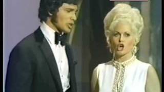 Engelbert Humperdinck sings &quot;Age of Aquarius&quot;