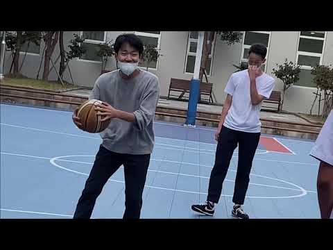 Charlie’s G-ral montage