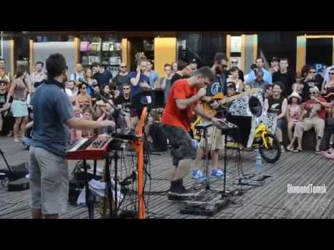 Dub FX ft. Talib Kweli - Street Performance - Live in Hamburg 2014