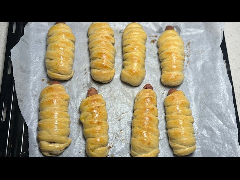 HOW TO MAKE SAUSAGE BREAD ROLLS / BETTER THAN TAKEOUT