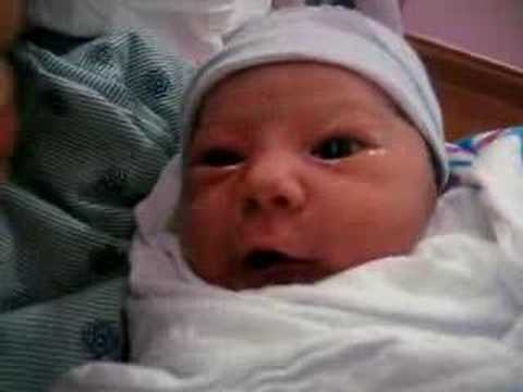 LUCA DUARTE-POLANIA 5 min de nacido