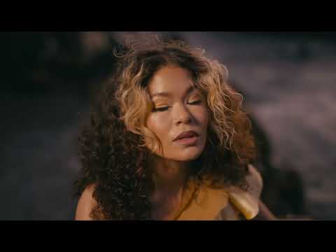 La dolce vita Zest Paris fashion week 2025 with @fashionweekstudioofficial 