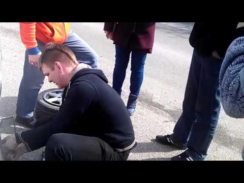 KJS w Rzeszowie - Zmiana ogumienia - Czarnik-bud