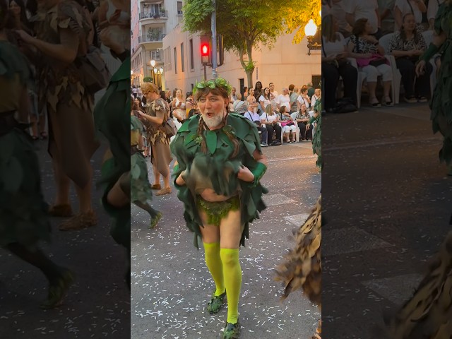 Vídeo relacionado con Funidelia Disfraz El Padrino para Hombre, Licencia Oficial, Talla L Películas & Series, Años 20 - Traje para Adultos para Fiestas, Carnaval y Halloween