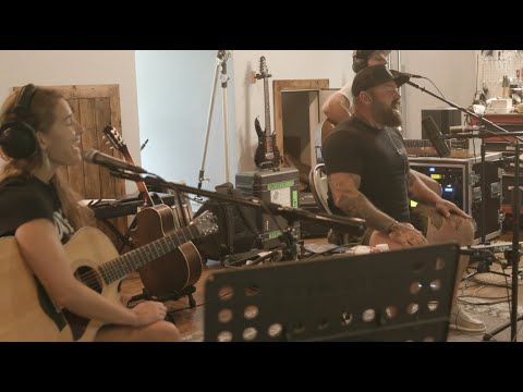 Caroline Jones - Zac Brown Band Tour Announcement