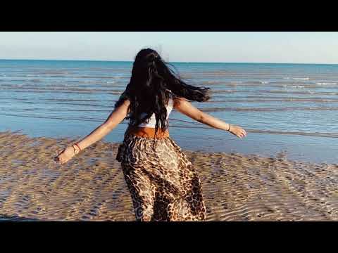 Suttum Vizhi (Female Reprise) | Naveena