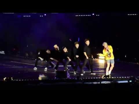 SMTOWN IN TAIWAN FX AMBER SHAKE THAT BRASS Feat 태연 SNSD
