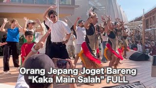 Download lagu 【FULL 16:9】Orang Jepang yang ceria joget baren “Kaka Main Salah” di Indonesia pavilion mp3