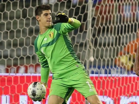 Thibaut Courtois ▷ Best Saves ▷ EURO 2016