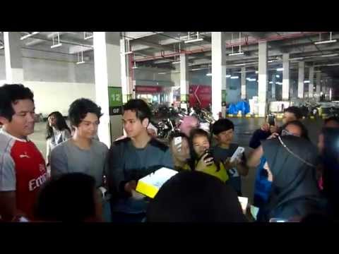 ToV Fatinistic dan Tunist Kasih Kejutan Ulang Tahun Fatin 2015 #IsengIsengRekam