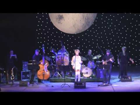 Gerli Padar & The Moon - LIVE kontsert Vanemuises 30.12.2011 (1 osa)