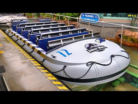 [4K] Jurassic World: Boat Ride - IN THE RAIN - Universal Studios Hollywood | 4K 60FPS POV