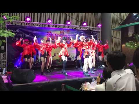 🥈 191116 Queen Gentric cover Iz*one - Halloween Show (Highlight+La Vie en Rose) @Future Park Rangsit