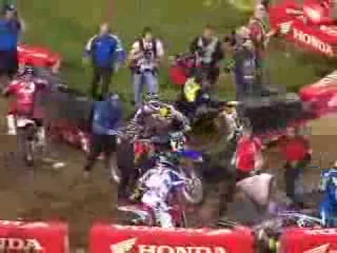 Supercross Rivalry Heats Up! James Stewart vs Chad Reed