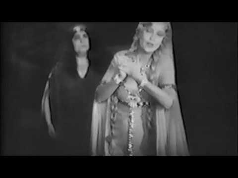Jeanette MacDonald sings Isolde's Liebestod