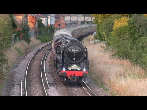 70000 Britannia hauls the last 'Garden of England' & 'Sunset Steam Express' - 20.08.24