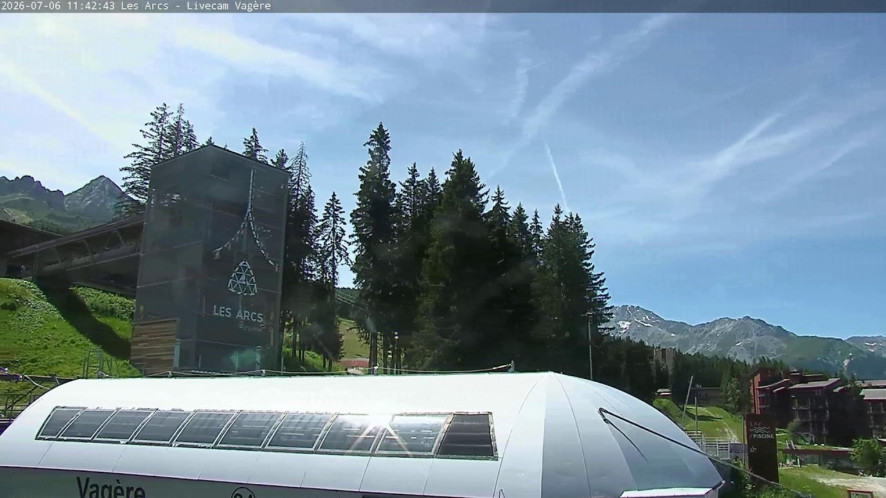Live webcam view of Vagère Slopes at Arc 1800